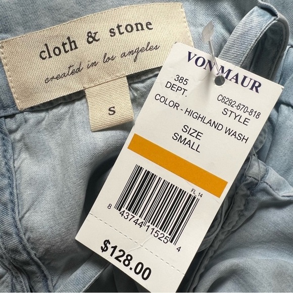 Cloth & Stone Size Small blue chambray shorts romper playsuit - Picture 5 of 8